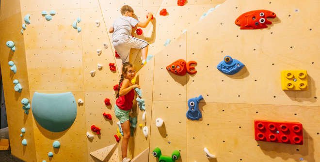 A high-quality stock photo related to the article: Rocódromo Sputnik Las Rozas (Calle Hierro, 33, Madrid / Calle Paris, 2, Las Rozas -Madrid- /  / Calle La Granja, 100, Alcobendas -Madrid-)